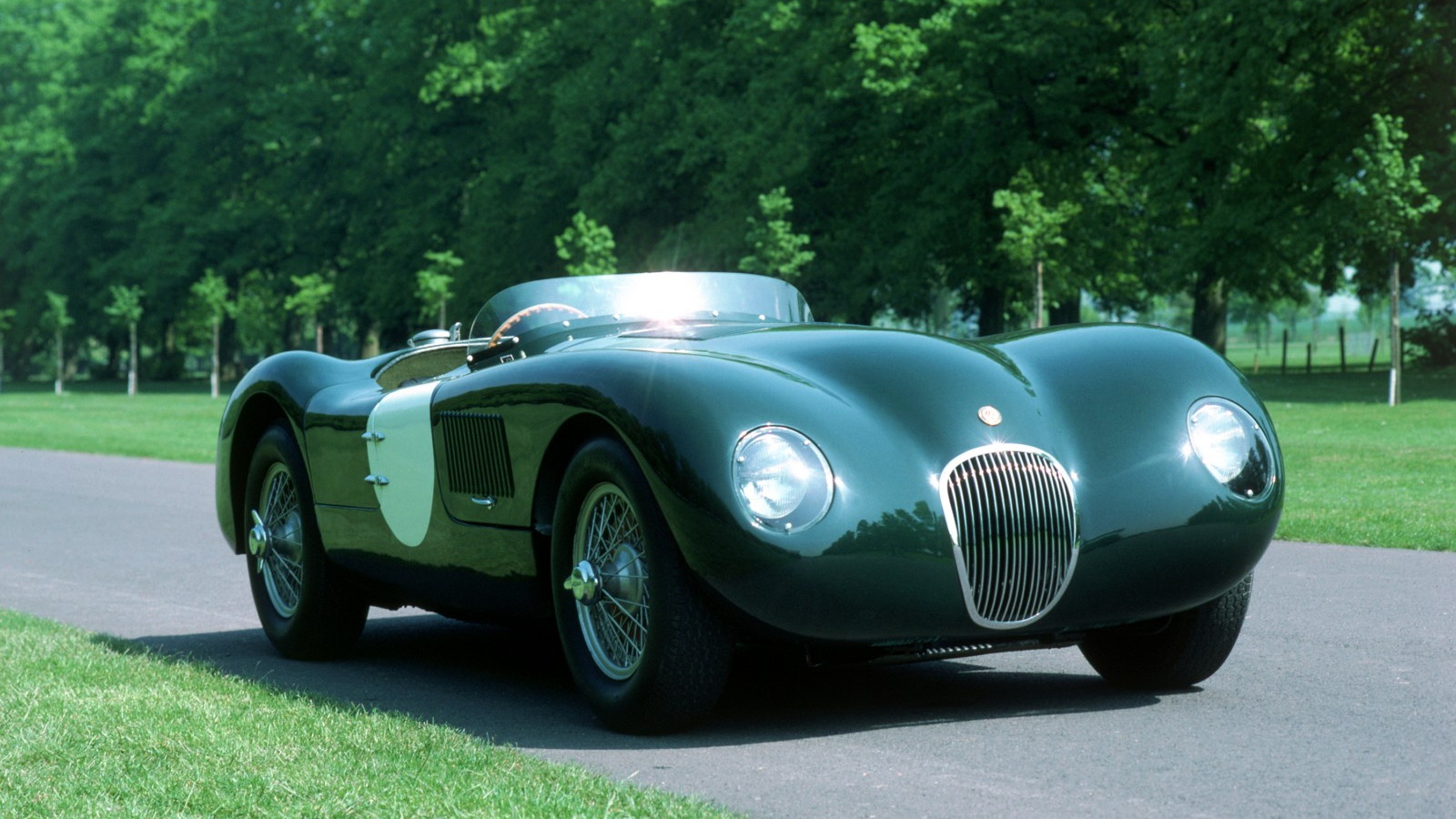 Jaguar celebrates 75th anniversary