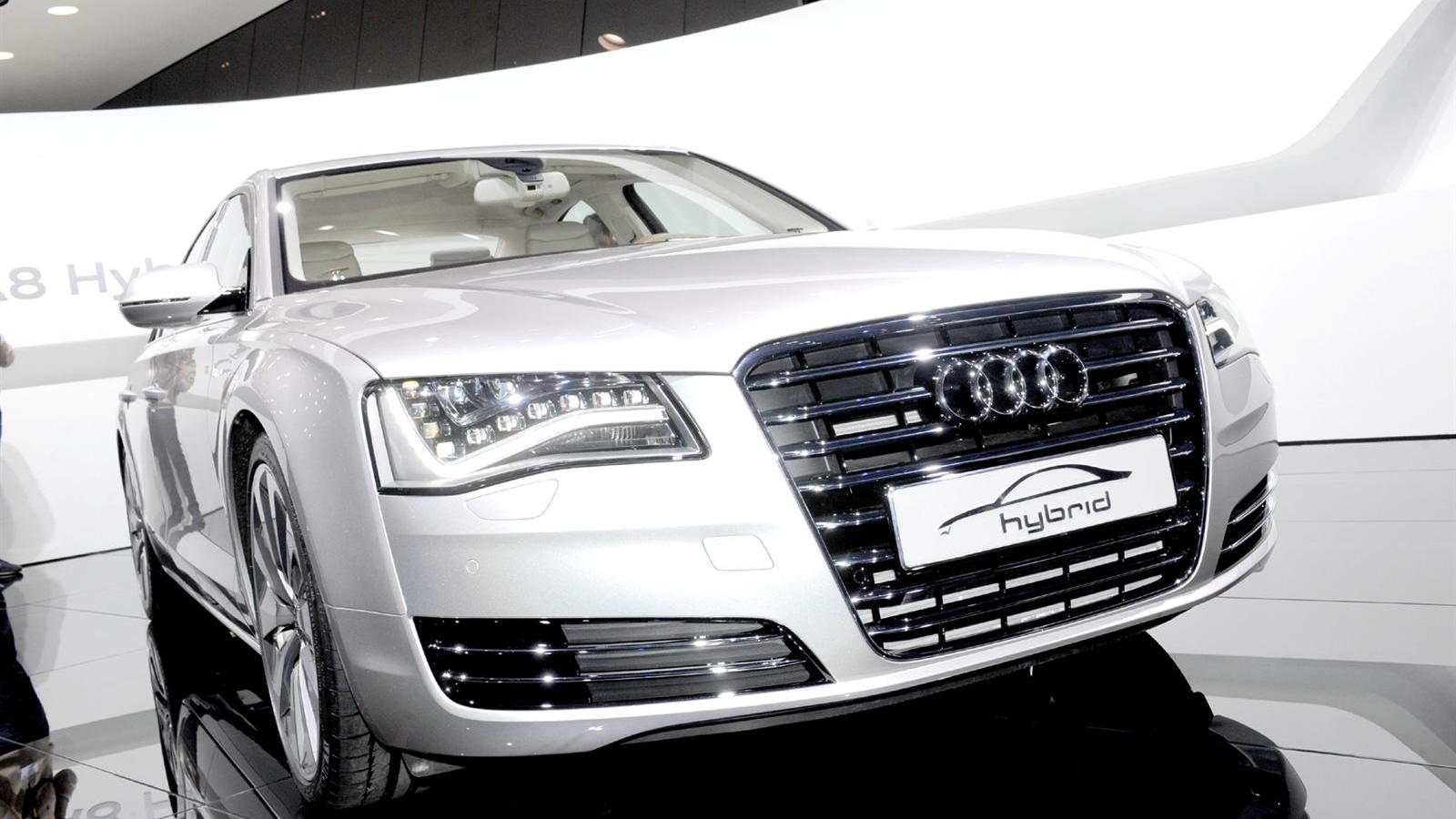 2012 Audi A8 Hybrid live in Geneva. Photos © United Pictures, Int'l.