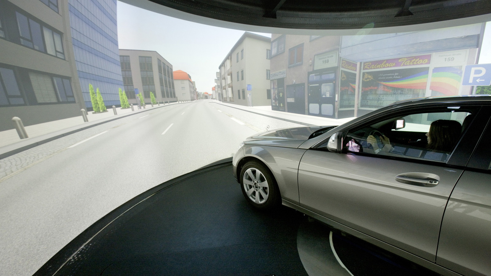 New Mercedes-Benz research facility and driving simulator