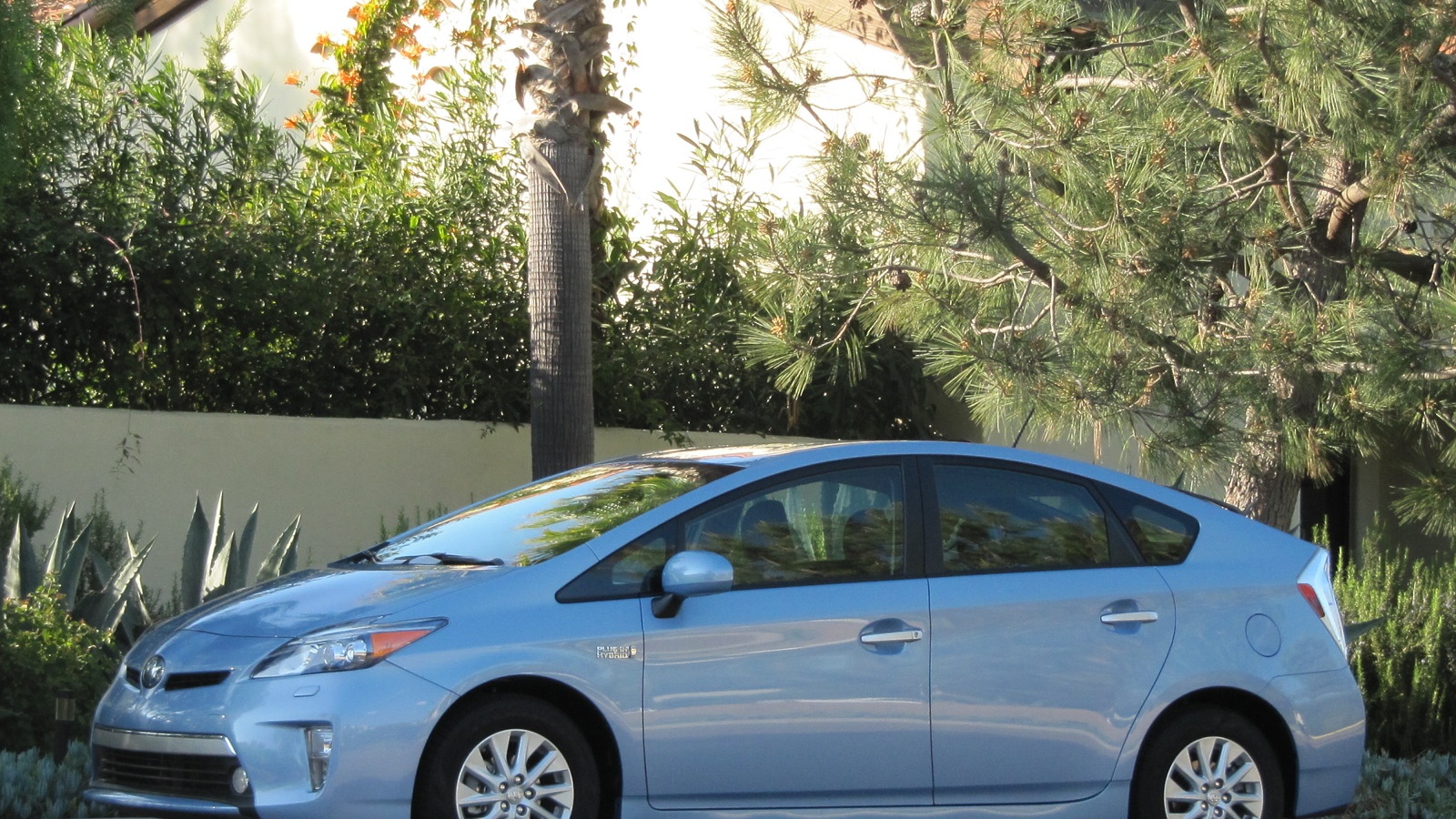 2012 Toyota Prius Plug-In Hybrid, production version road test, San Diego, CA, Jan 2012