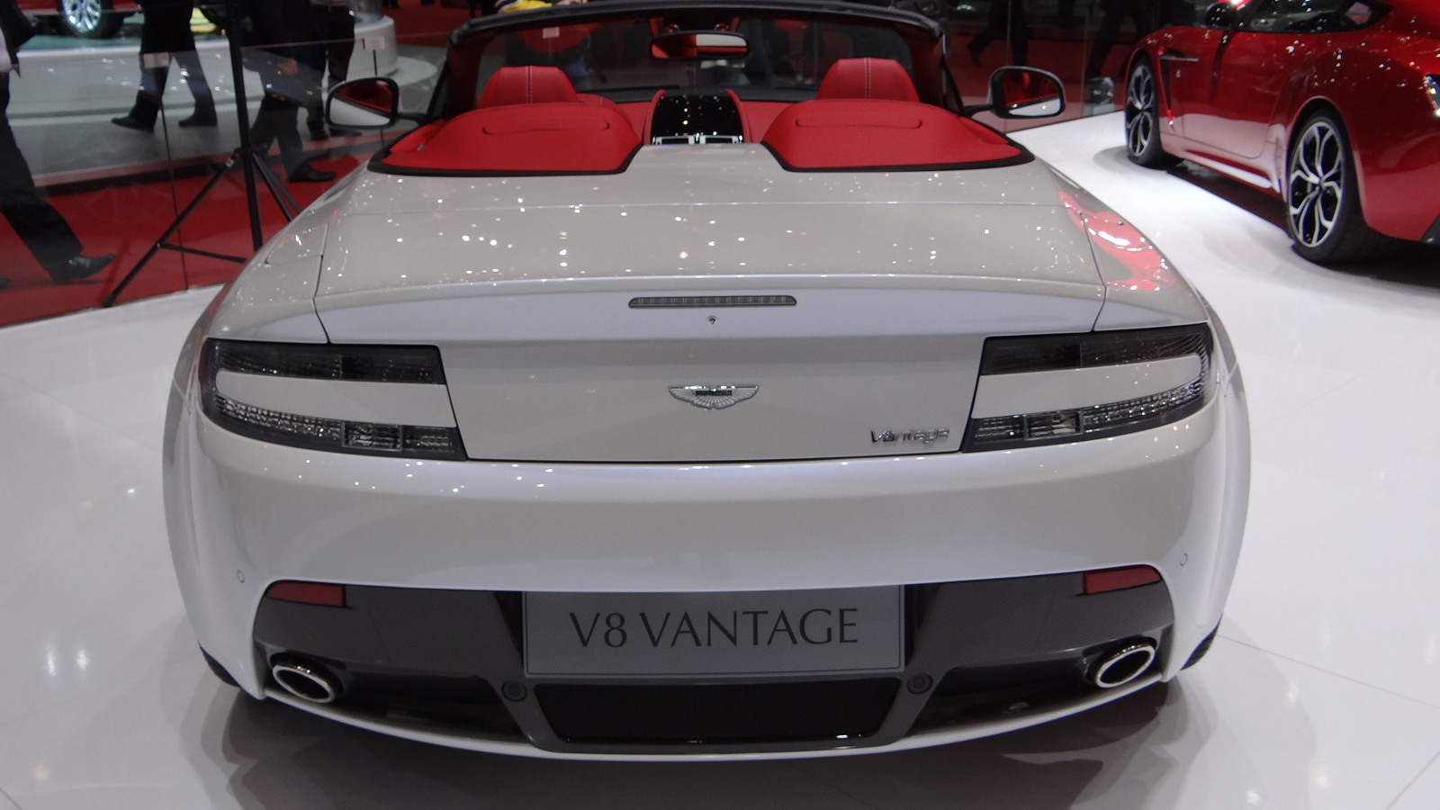 2012 Aston Martin V8 Vantage Roadster live photos