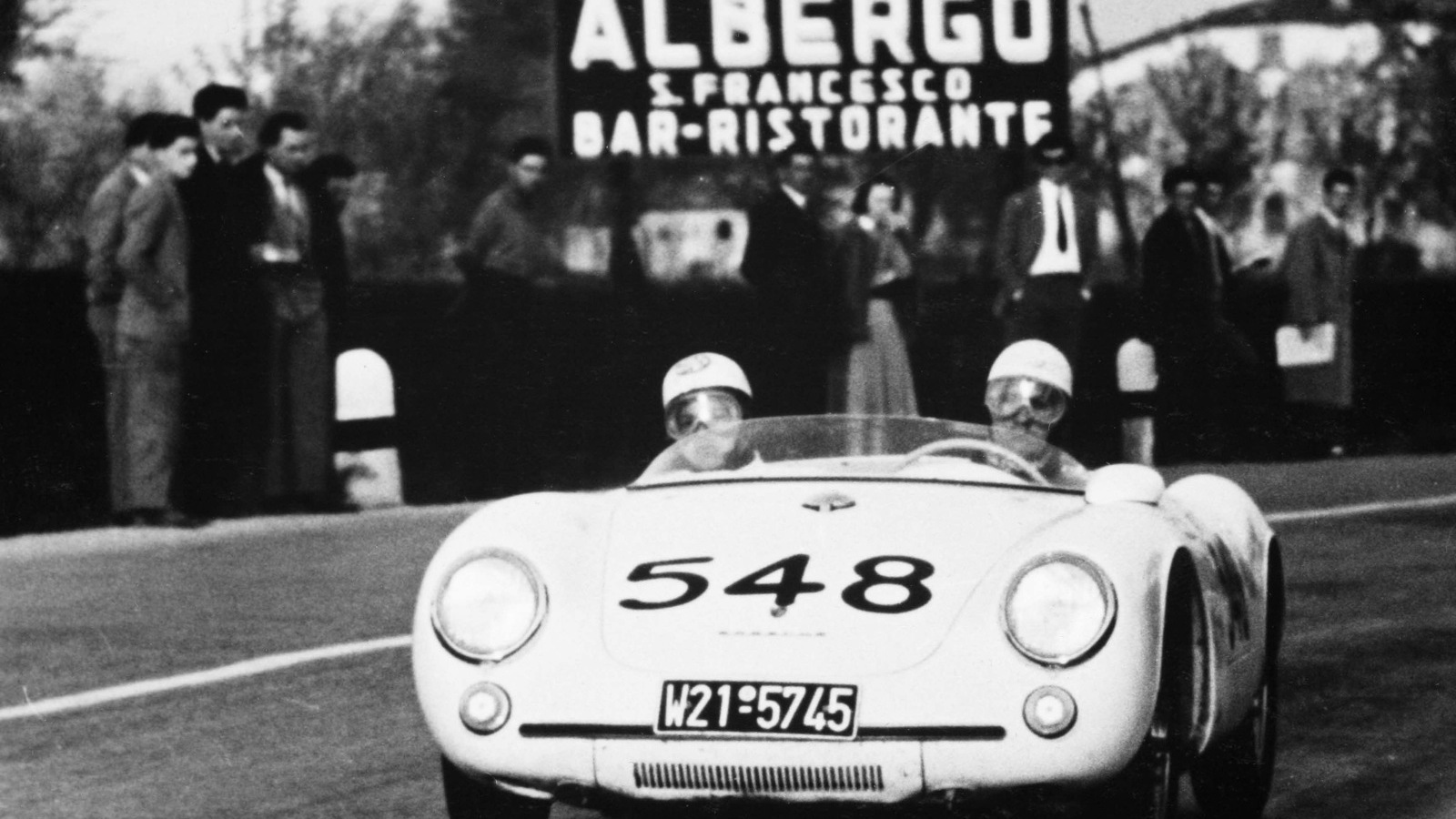 Classic Porsches from Mille Miglia history.