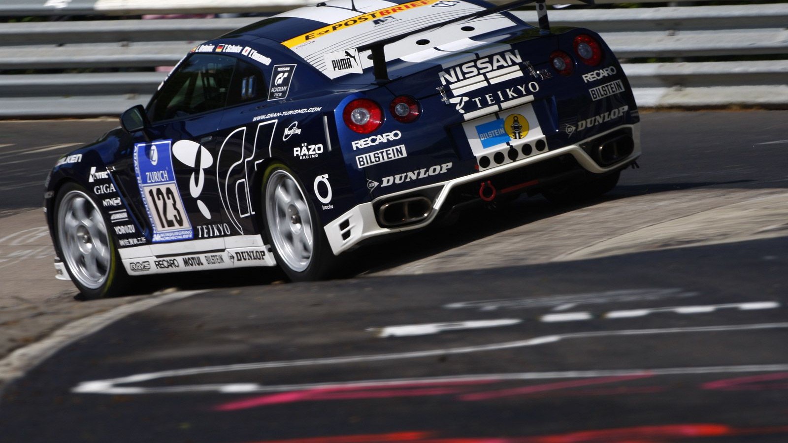 2013 Nissan GT-R (Club Track Edition) in the Nürburgring 24 Hours