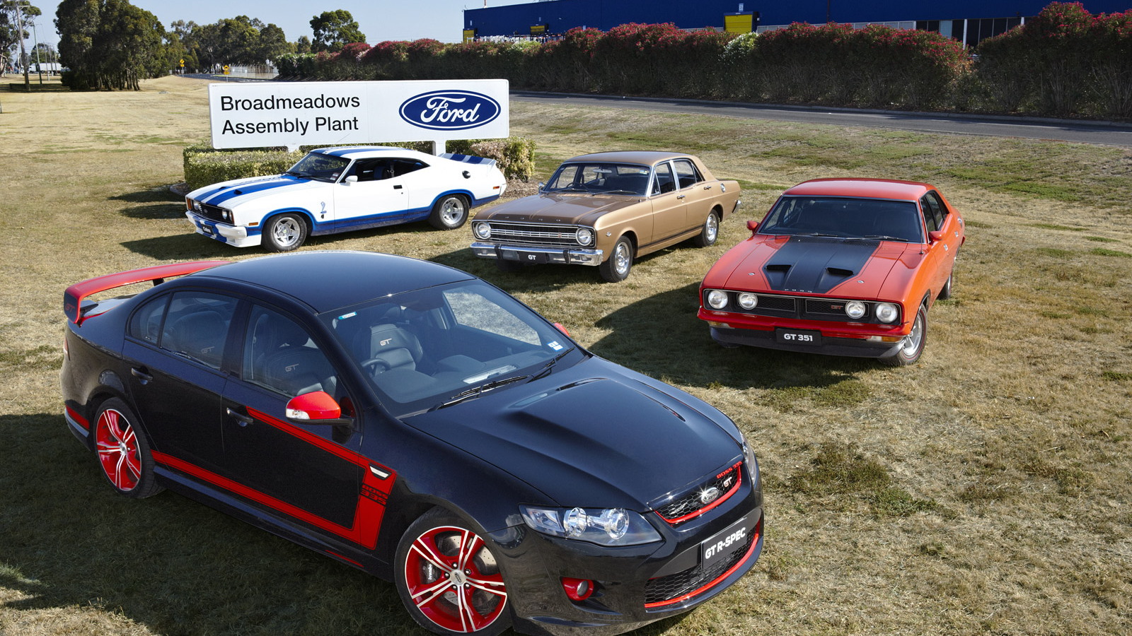 Ford starts production of FPV Falcon sedans at its own plant