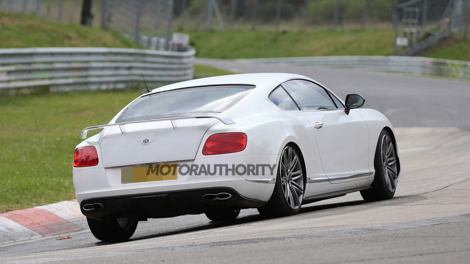 Potential Bentley Continental GT3 road car spy shots