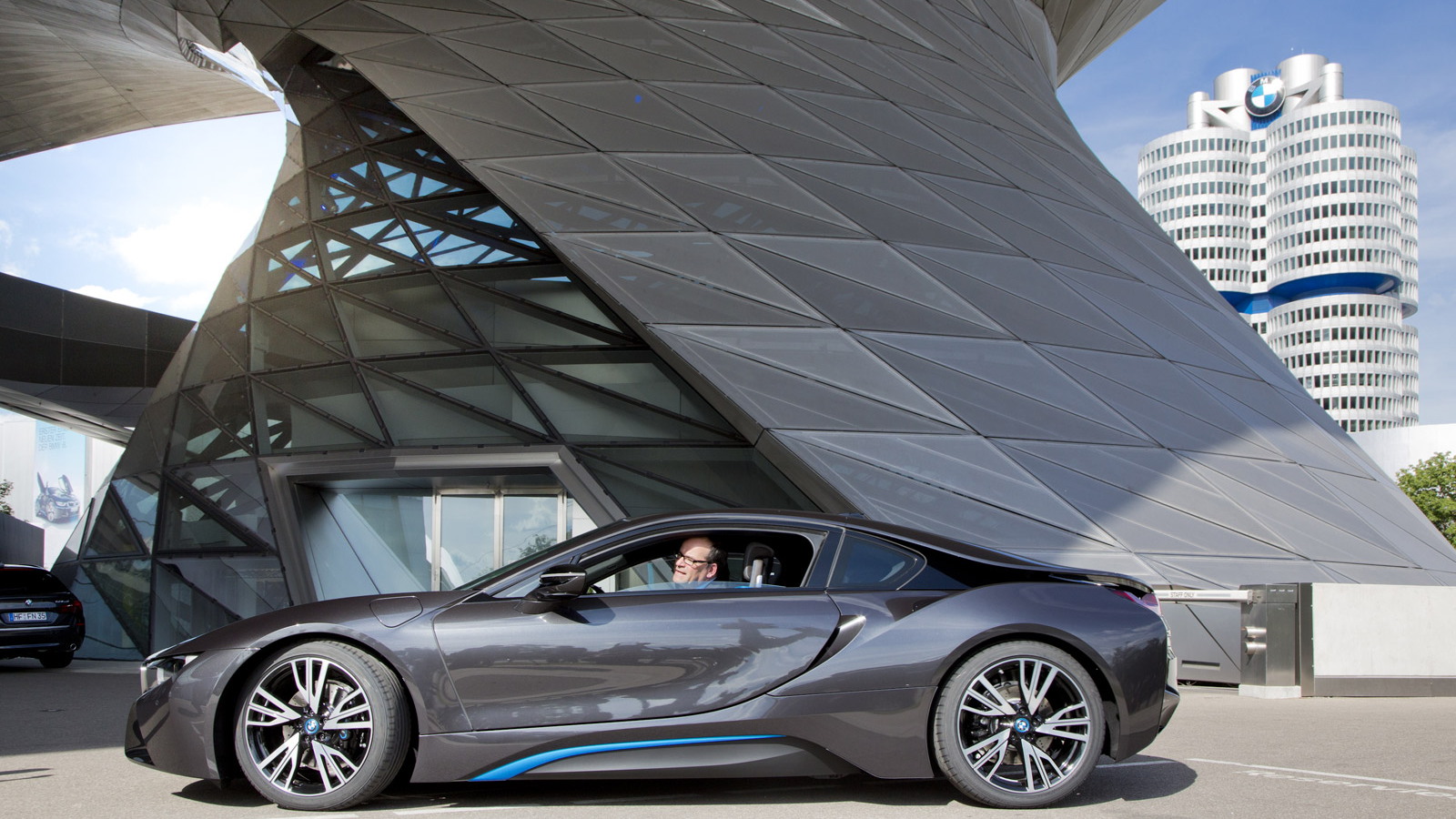 First BMW i8s delivered to customers