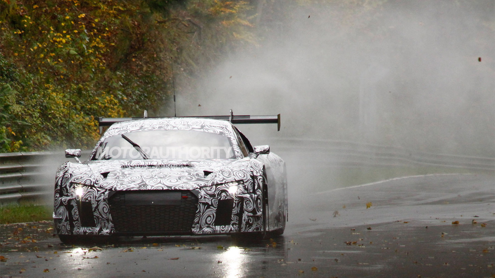 2016 Audi R8 LMS ultra race car spy shots