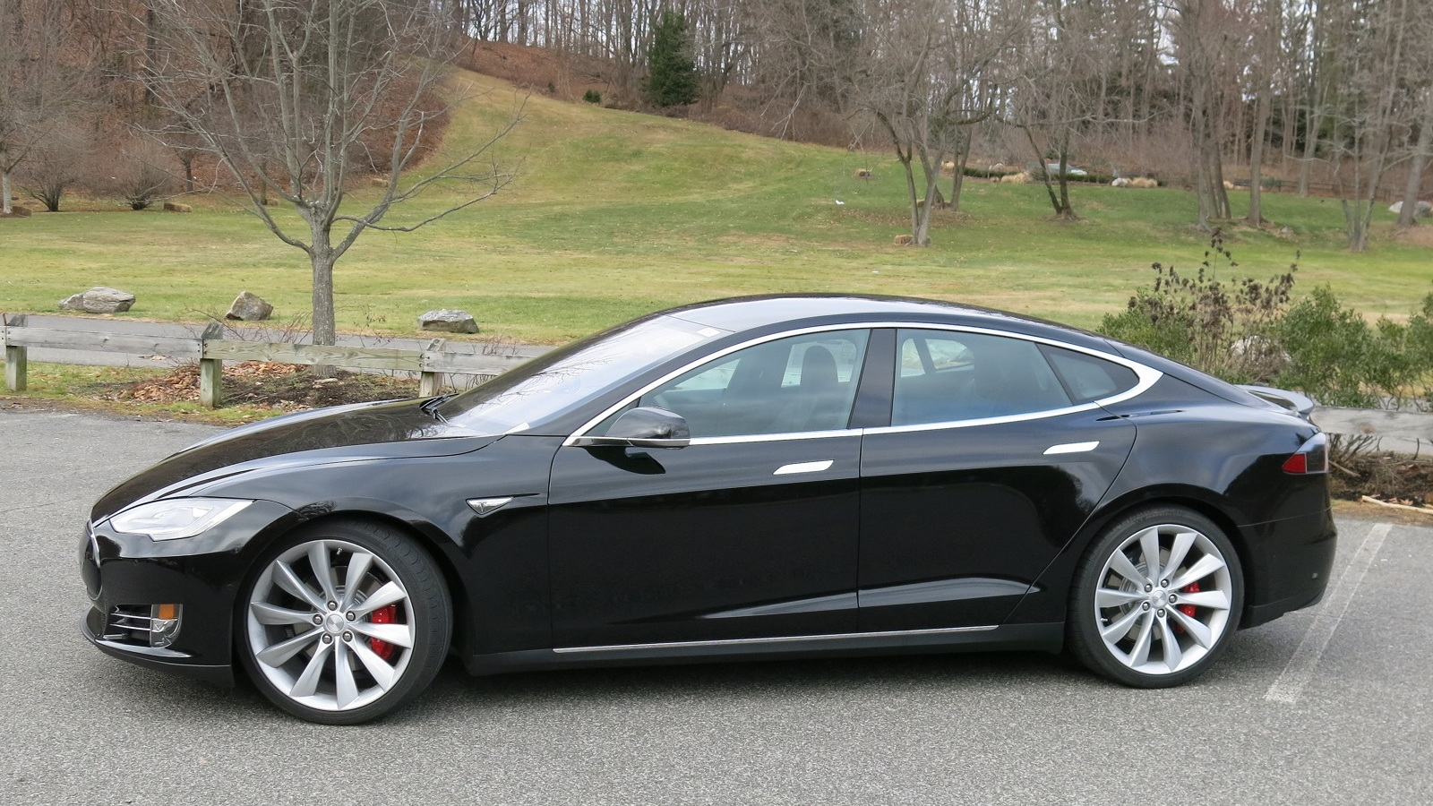 2014 Tesla Model S P85D, road test, Dec 2014  [photo: David Noland]