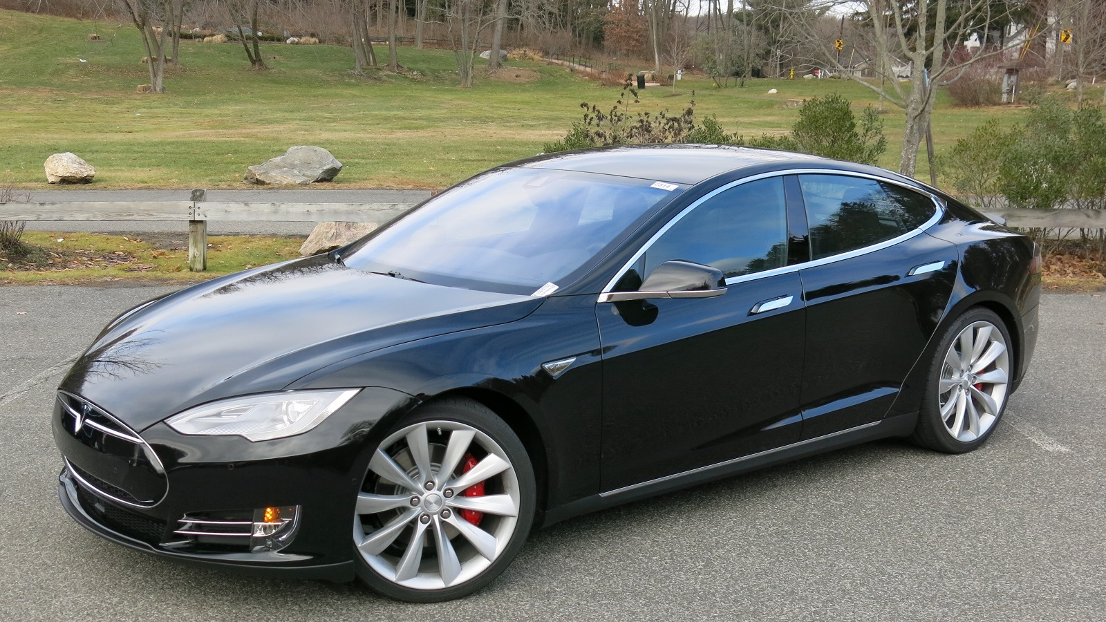 2014 Tesla Model S P85D, road test, Dec 2014  [photo: David Noland]