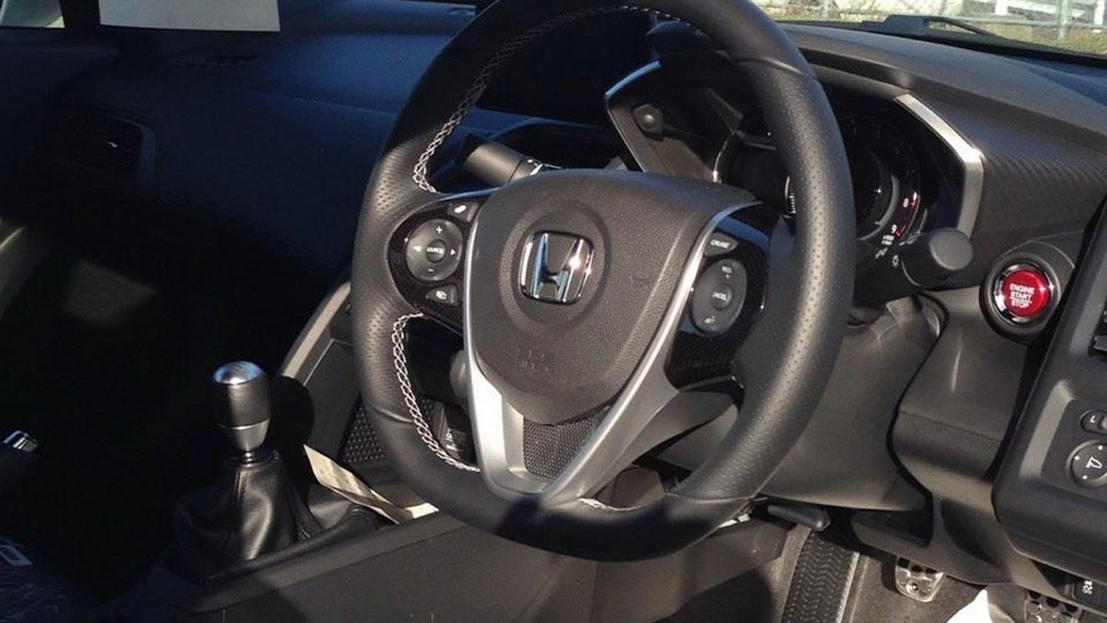 2015 Honda S660 leaked - Image via Minkara