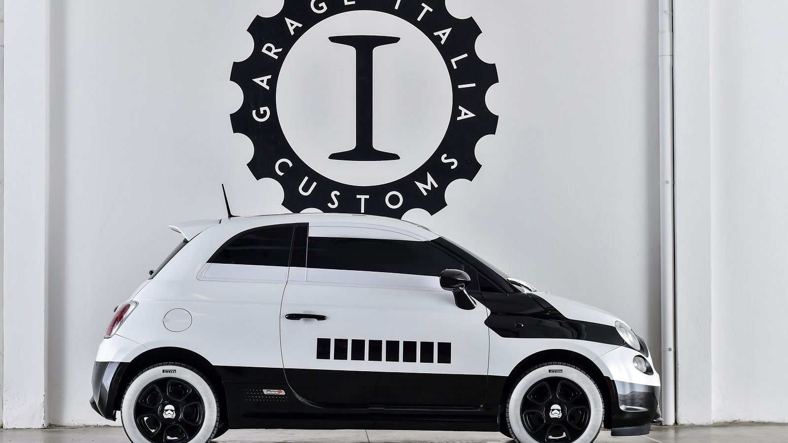 Fiat 500e 'Stormtrooper' custom electric car shown at 2015 Los Angeles Auto Show