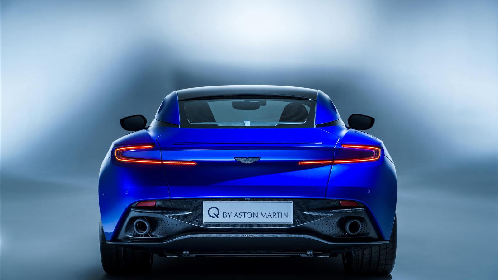 Q by Aston Martin - Collection DB11