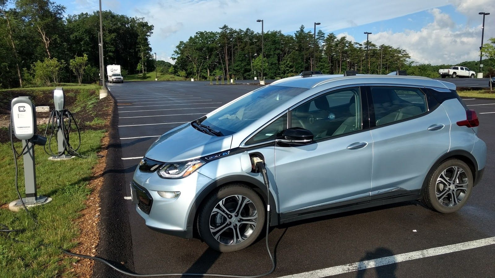 Charging Chevy Bolt EV before trip across Maryland   [image: Brian Ro]