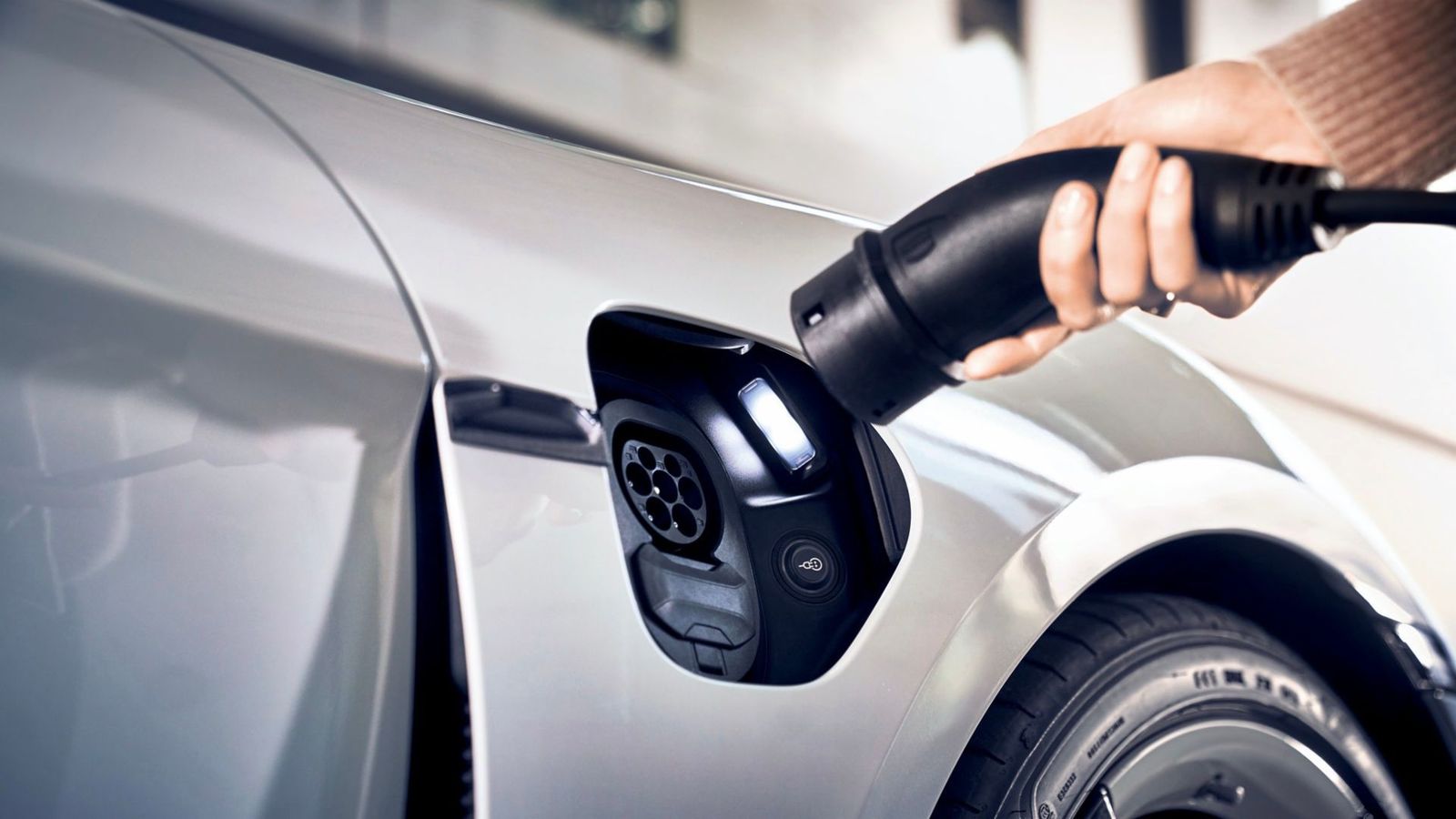 These EVs have 800V charging: Why it s better with or without Tesla s NACS