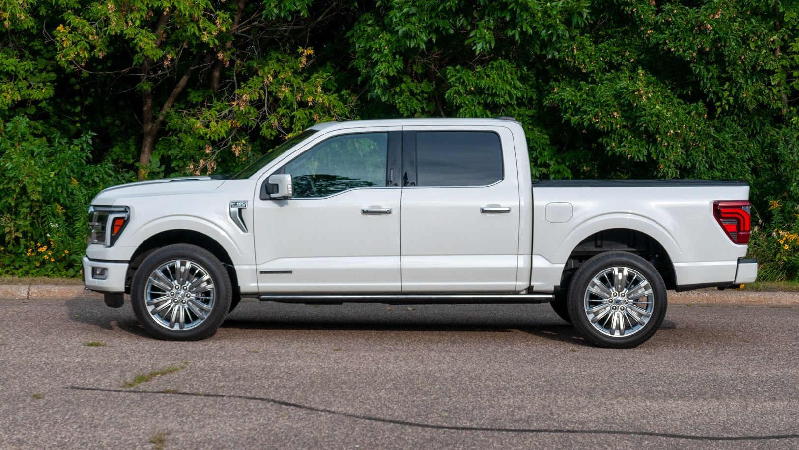 Review 2024 Ford F150 Hybrid smooths out