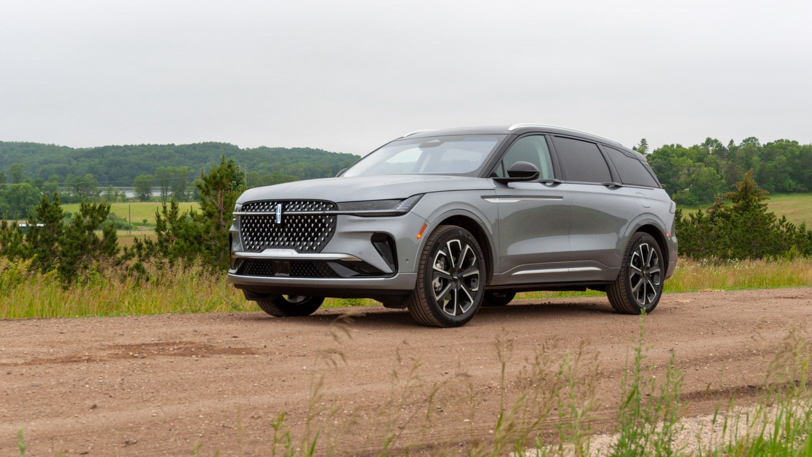 2024 Lincoln Nautilus hybrid