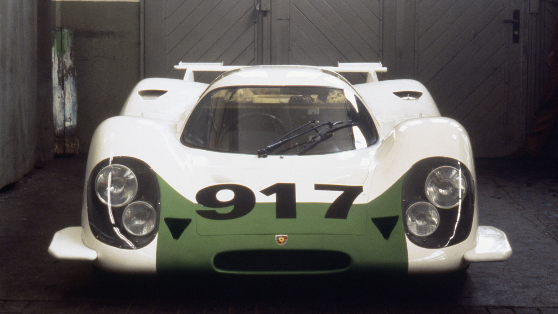 porsche 917 race car 003