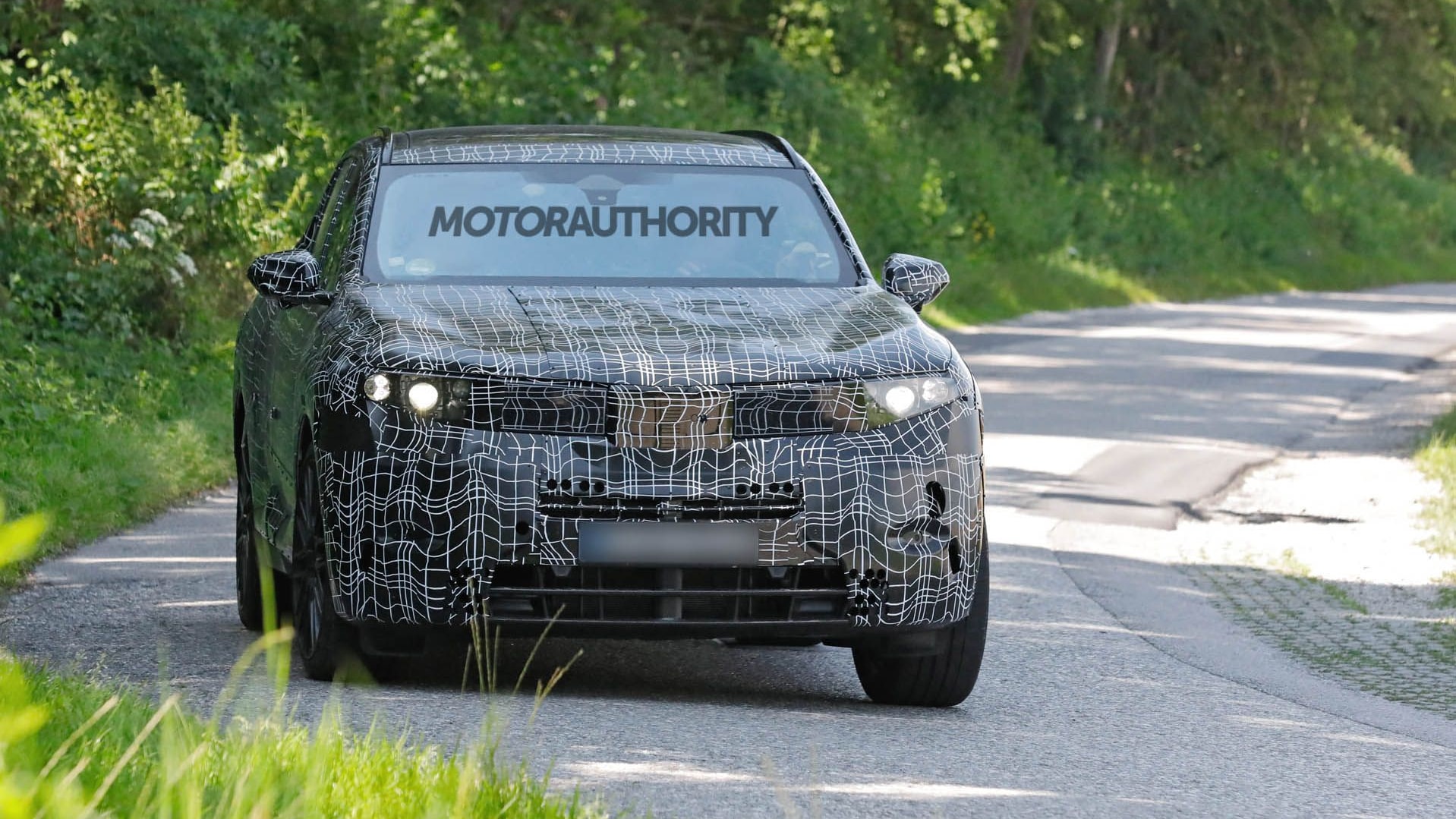 2026 BMW X6 spy shots - Photo credit: Baldauf