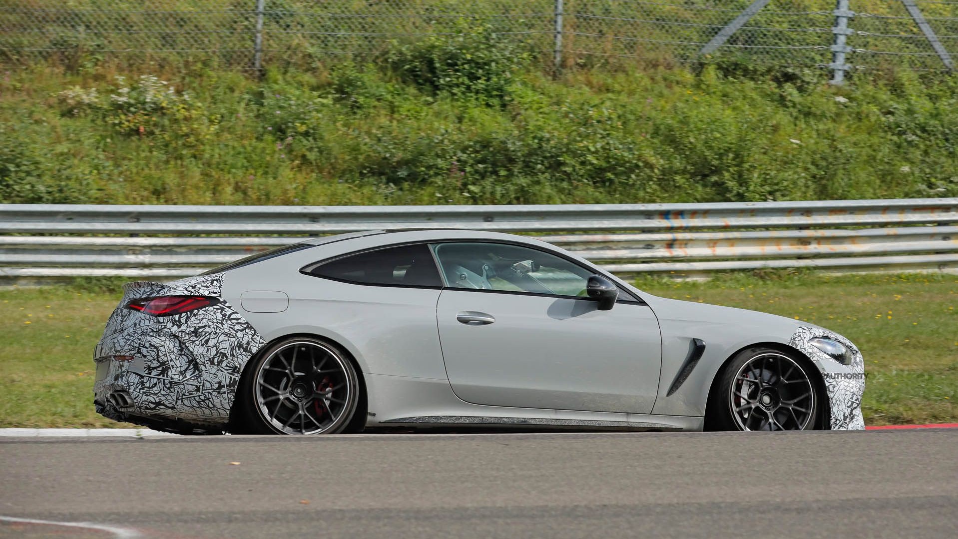 2025 Mercedes-Benz AMG CLE 63 S E Performance spy shots - Photo credit: Baldauf