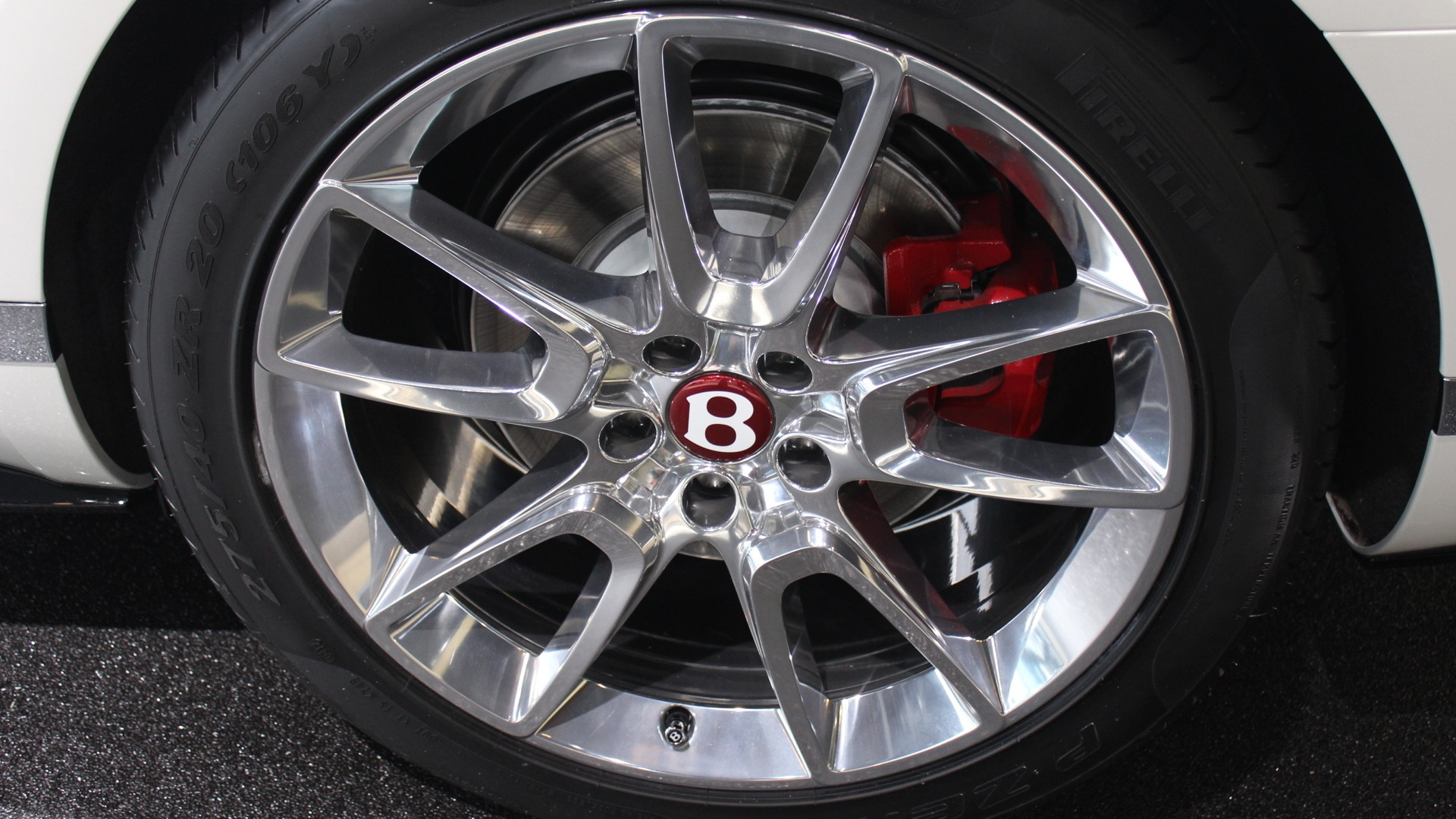 2014 Bentley Continental GT V8 S  -  2014 Detroit Auto Show live photos
