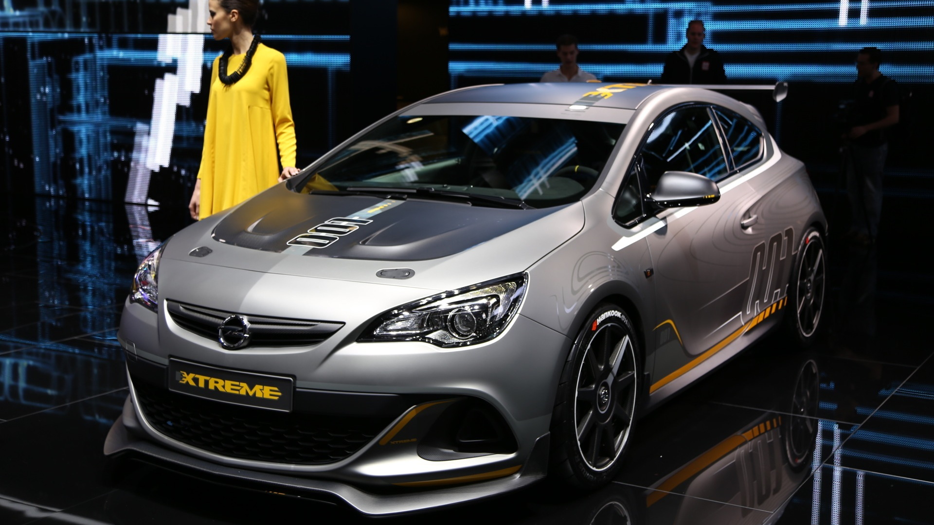 Opel Astra Opc Extreme Road Going Racer Live Photos And Video From Geneva