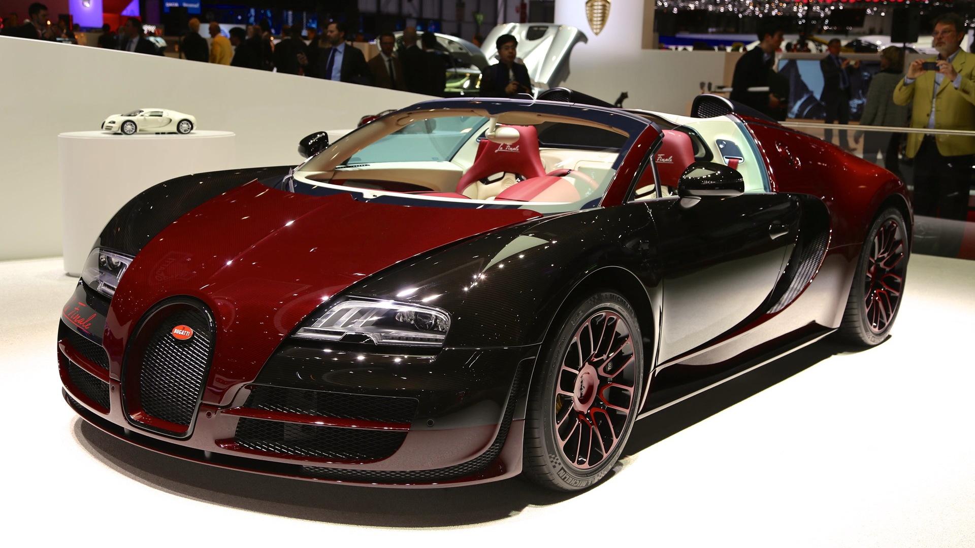 Bugatti Veyron Grand Sport Vitesse La Finale Revealed: Live Photos And Video