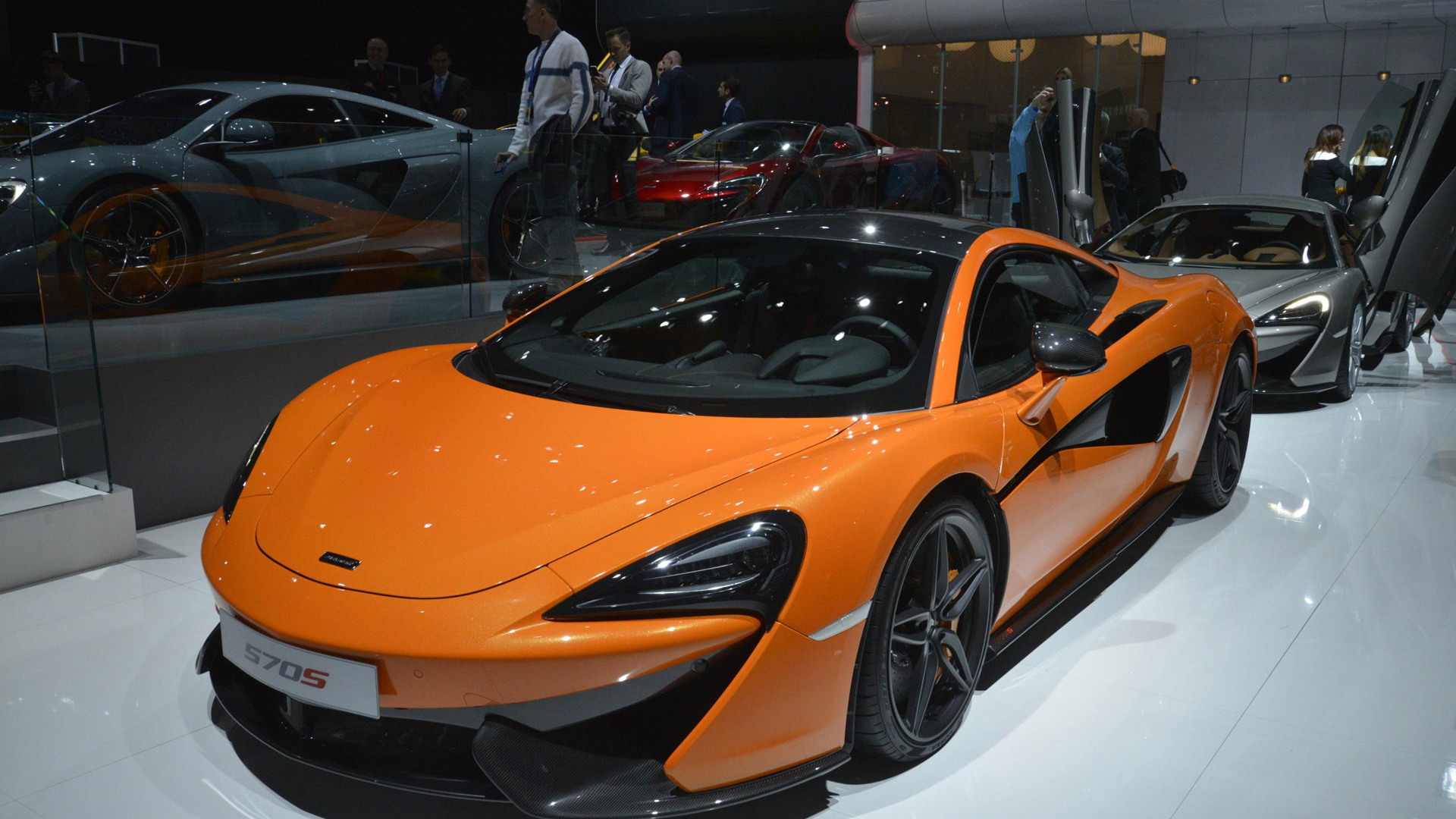 McLaren 570S Coupe, 2015 New York Auto Show
