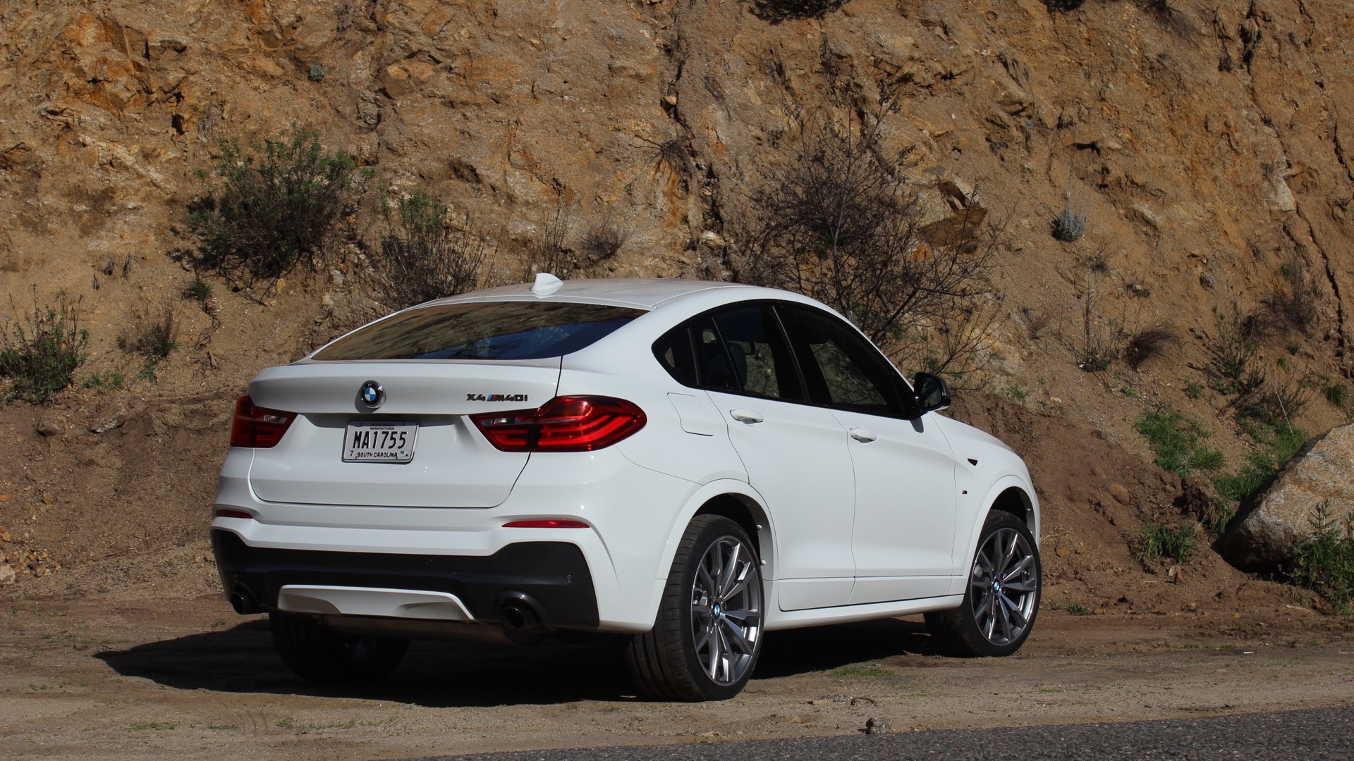 2016 BMW X4 M40i first drive review