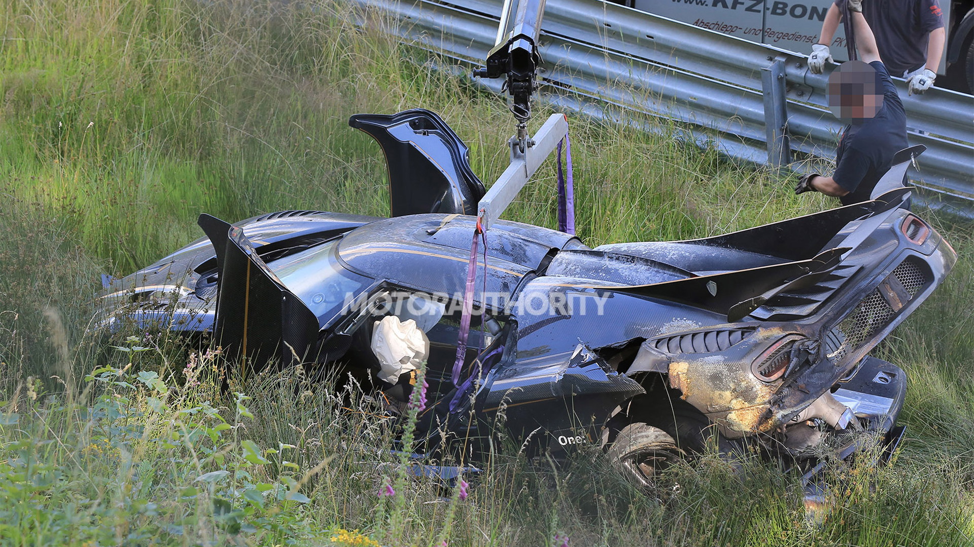 Koenigsegg One:1 crash on the Nürburgring - Image via S. Baldauf/SB-Medien