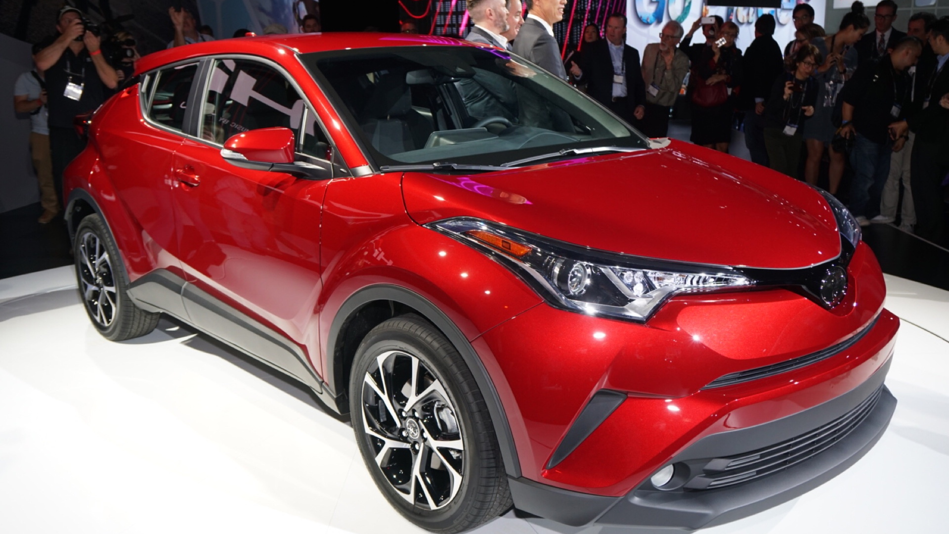 2019 Toyota C-HR pricing and details for Canada, Car News