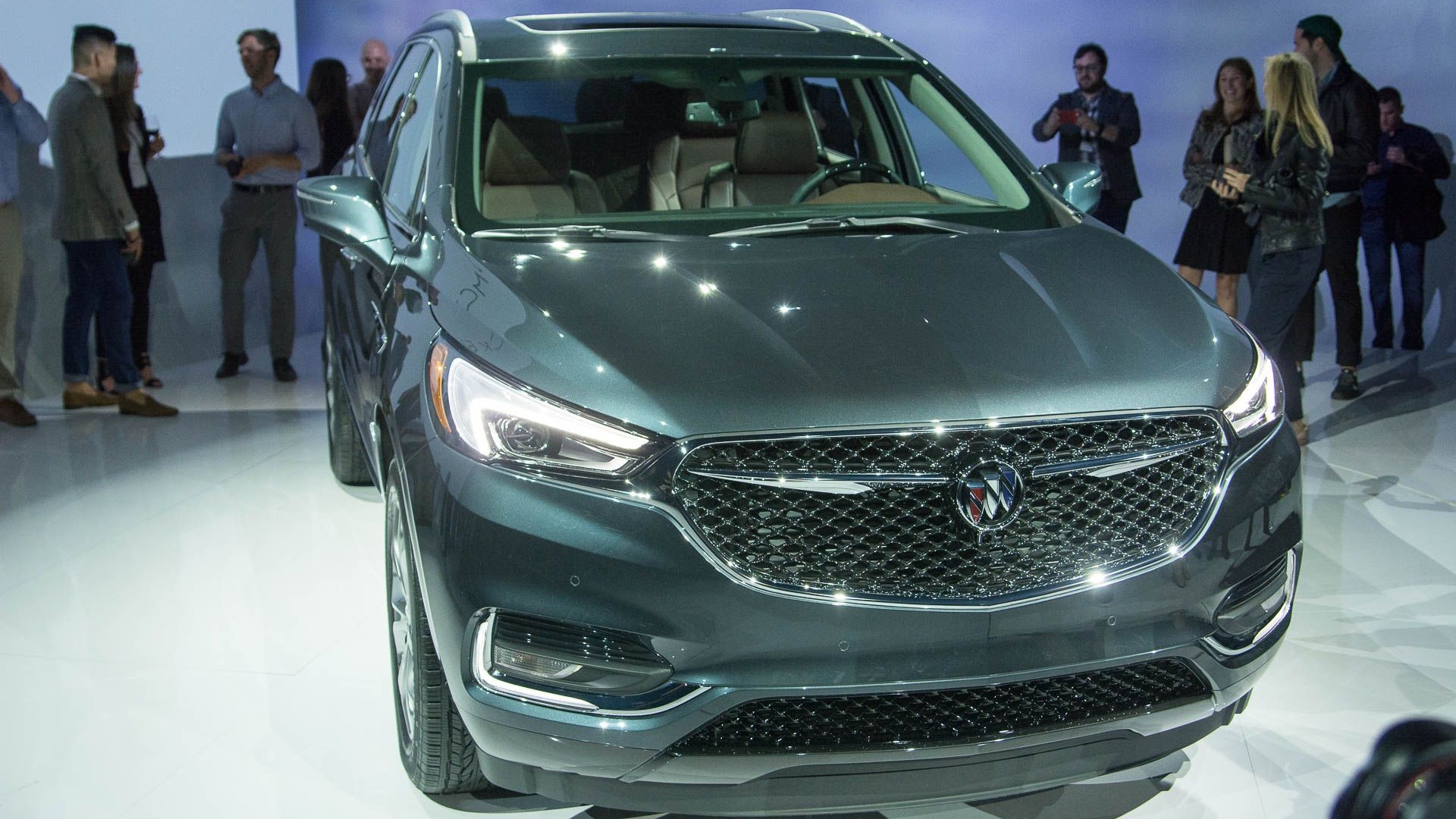 2018 Buick Enclave Avenir, 2017 New York auto show