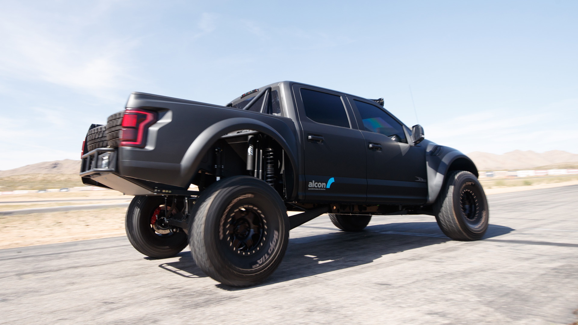 2017 Ford F-150 Raptor equipped with Alcon brake upgrade