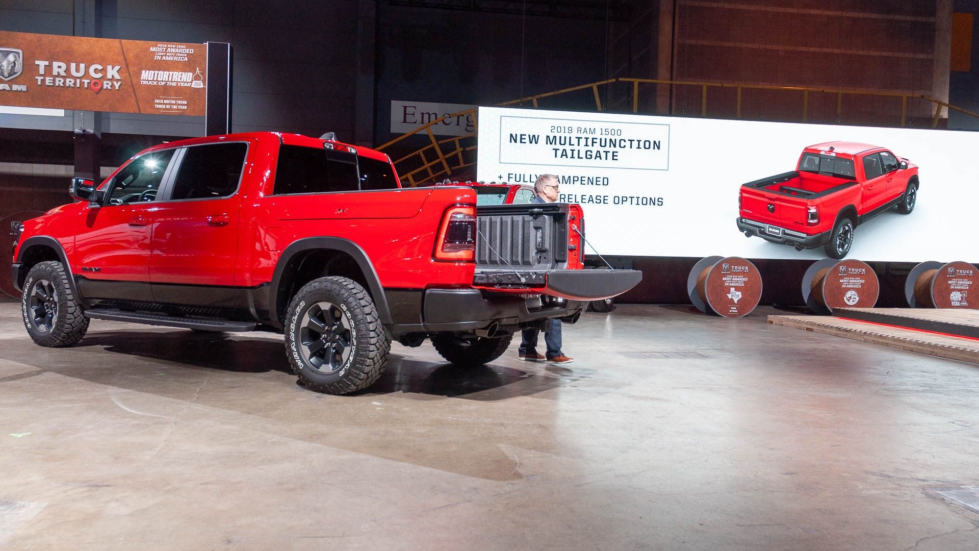 2019 Ram 1500 Multifunction Tailgate, 2019 Chicago Auto Show