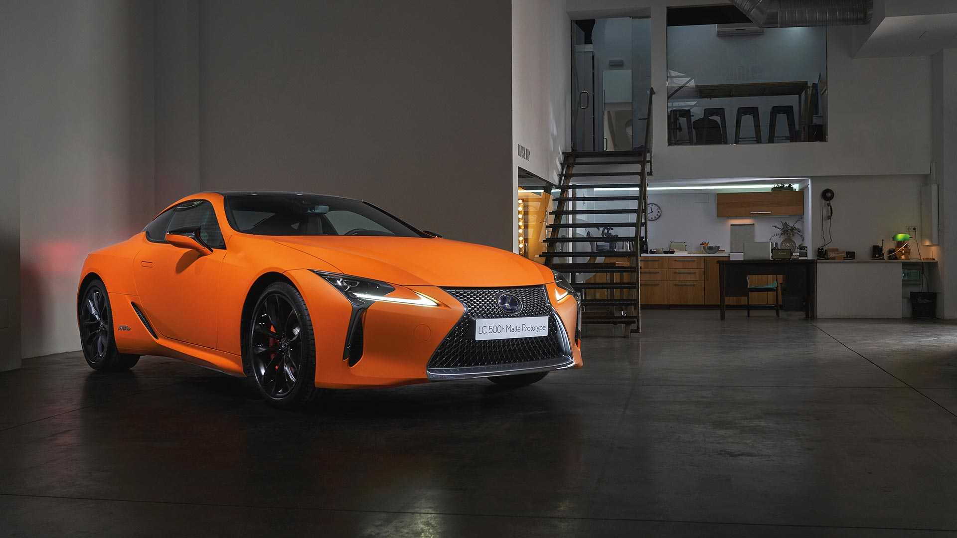 Lexus LC 500h Orange Prototype
