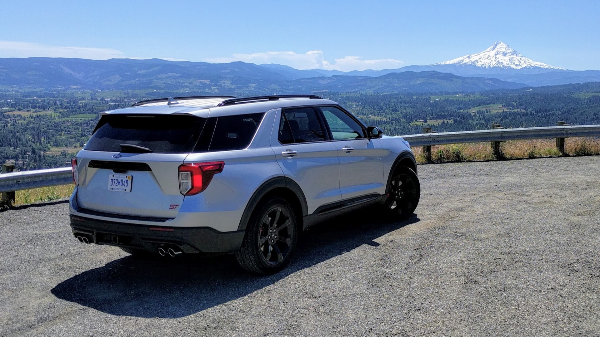 First Drive Review 2020 Ford Explorer St Dances With The Family