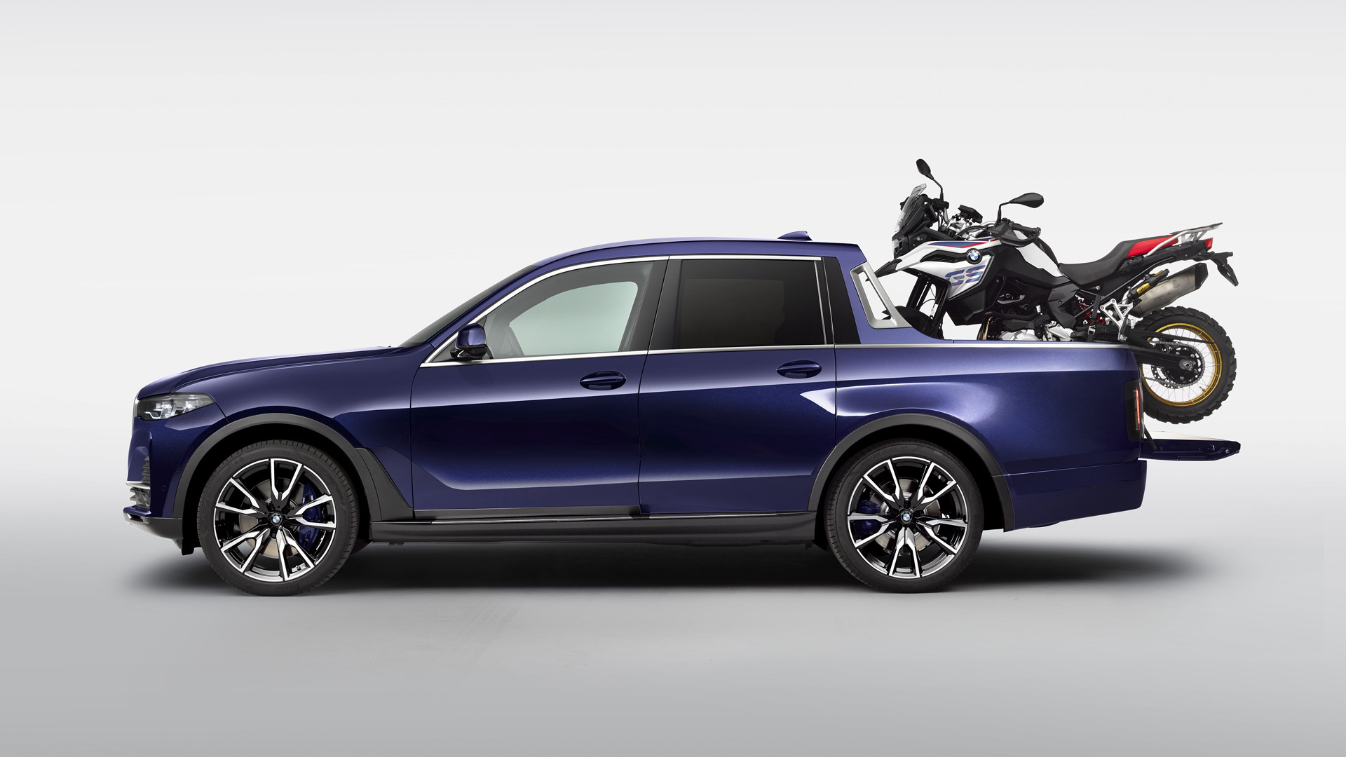 BMW X7 Pick-up concept