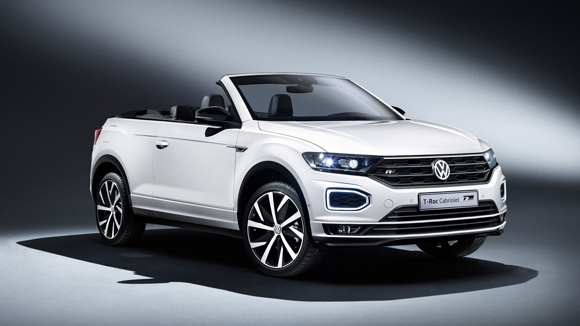 VW jumps into crossover convertible segment with T-Roc Cabriolet