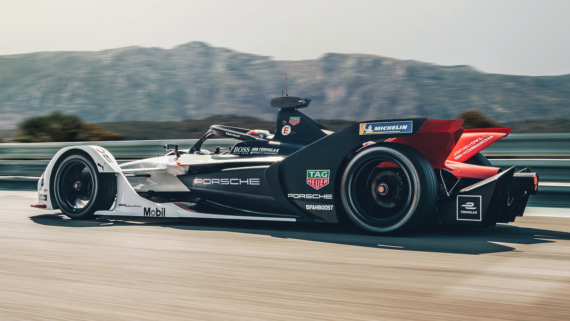 2019/2020 Porsche 99X Electric Formula E race car