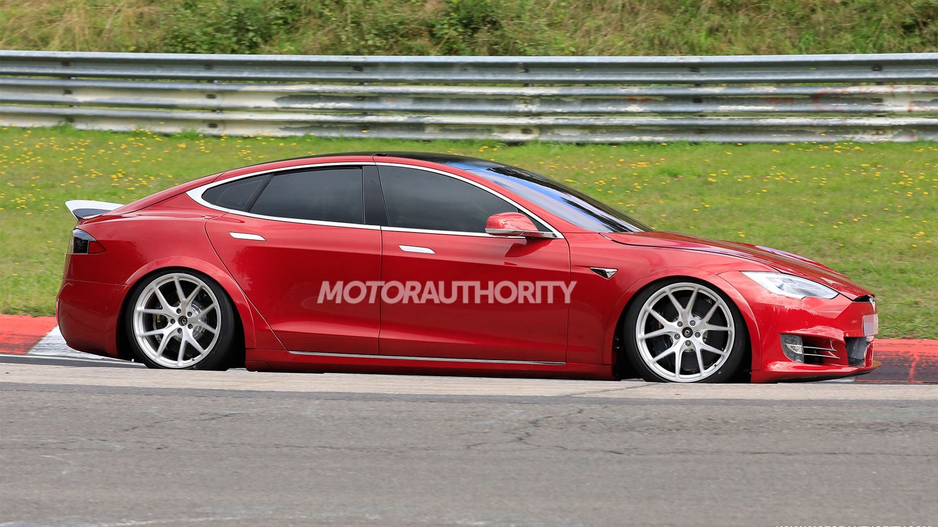 Tesla Model S Plaid Mode 060 Tesla Model S Performance Now Boasts