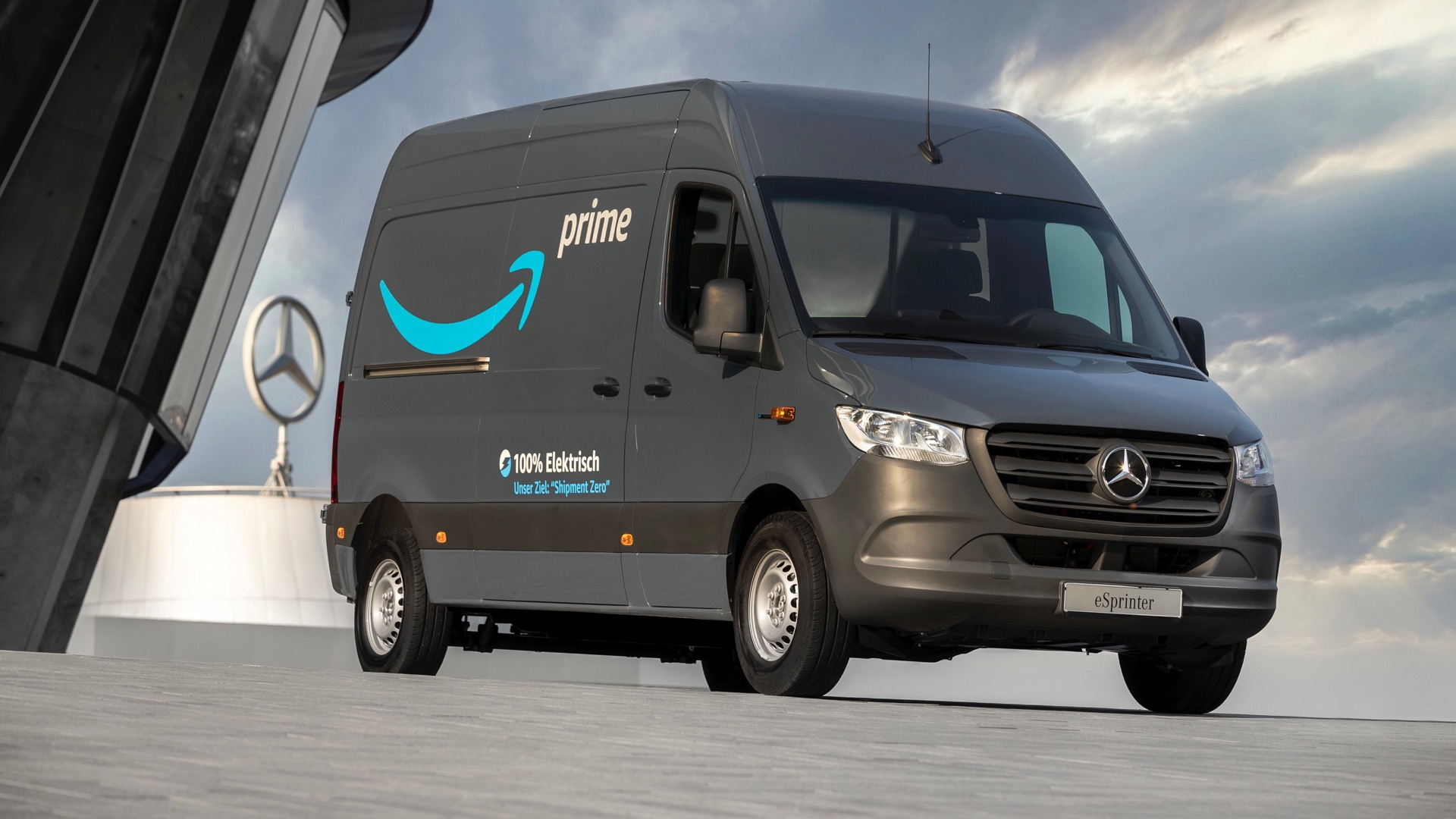 Amazon will buy 1,800 Mercedes electric for Europe