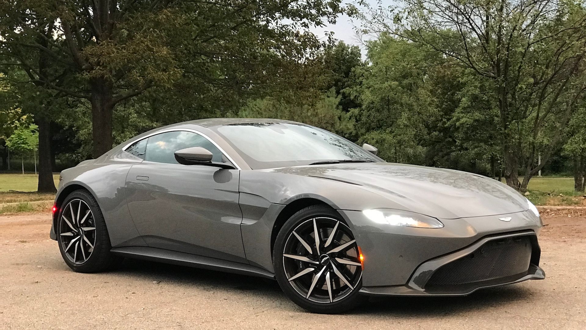 2020 Aston Martin Vantage