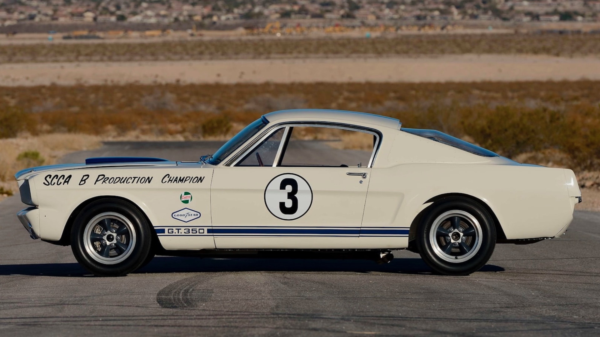 1965 Ford Mustang Shelby GT350R 5R213 (Photo by Mecum Auctions)