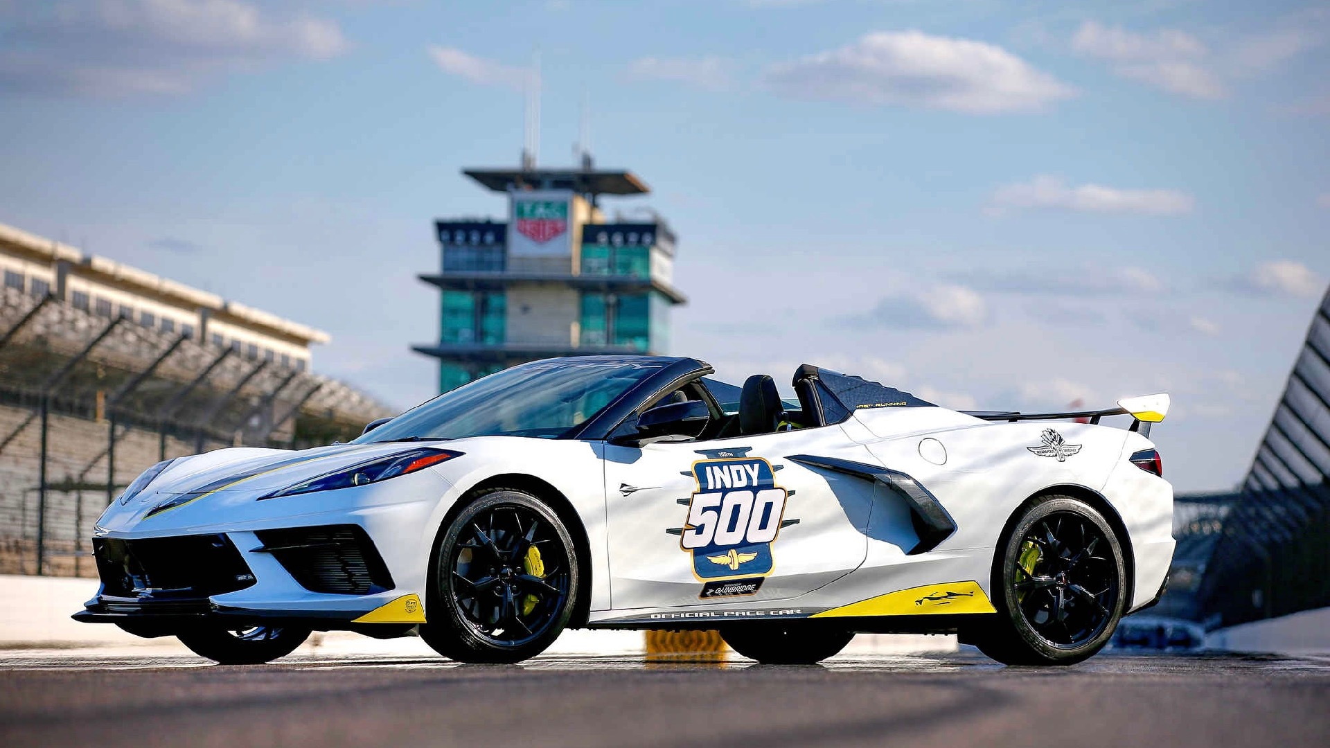 2021 Chevrolet Corvette Stingray convertible Indianapolis 500 pace car