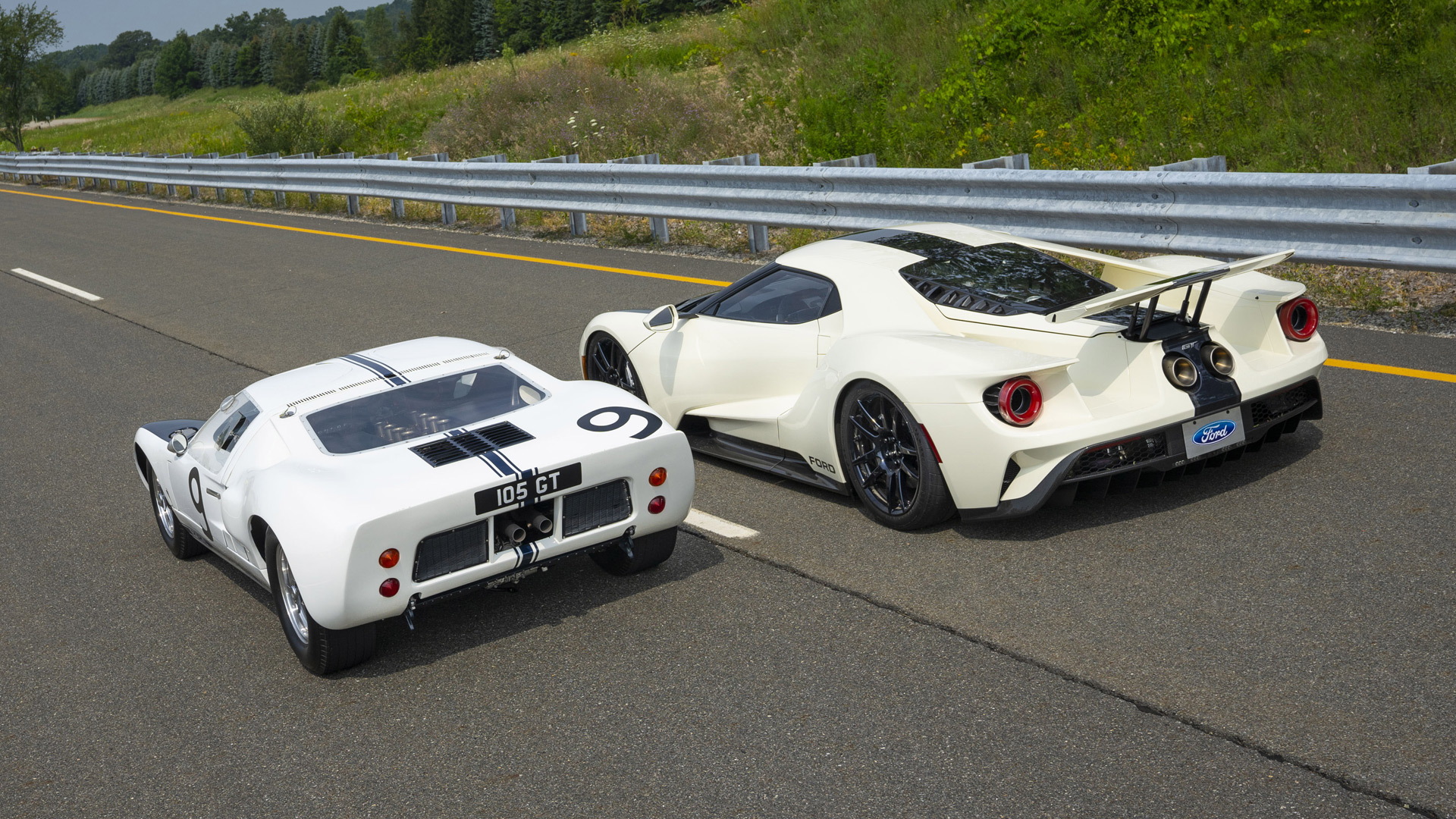 2022 Ford GT Heritage Edition and 1964 Ford GT40 prototype GT/105