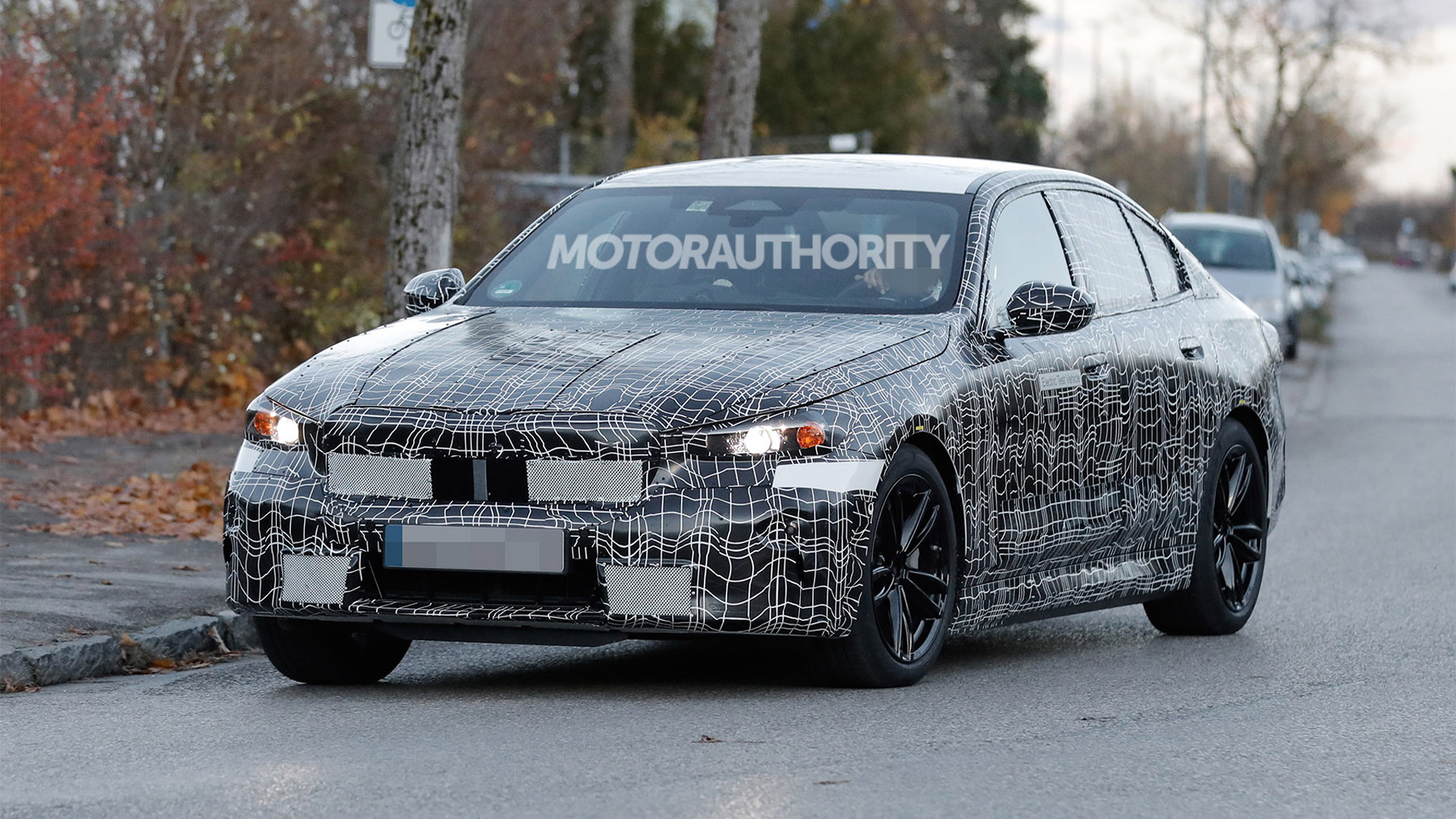 2024 BMW i5 (electric 5-Series) spy shots - Photo credit: S. Baldauf/SB-Medien