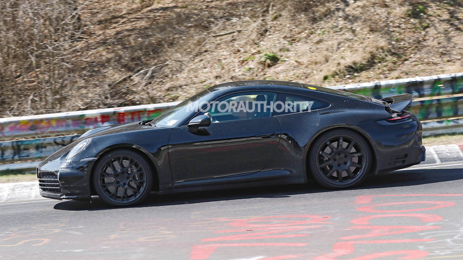 2024 Porsche 911 hybrid spy shots - Picture credit: S. Baldauf/SB-Medien