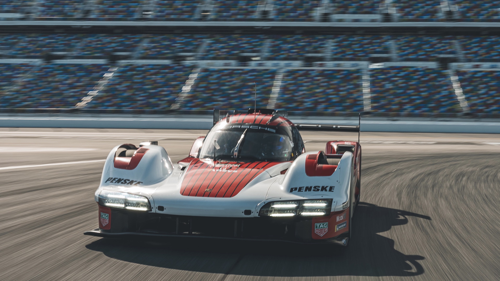 2023 Porsche 963 LMDh race car tests at Daytona International Speedway