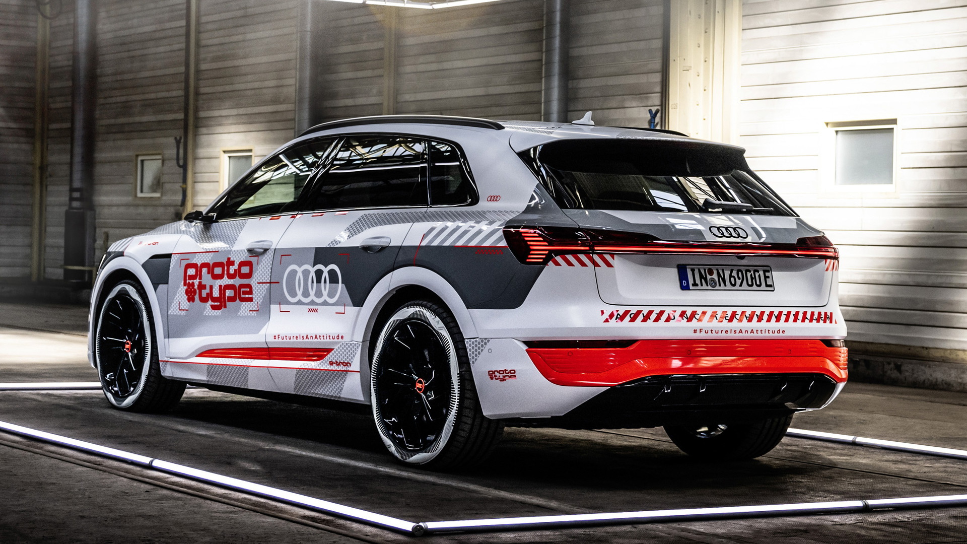 Teaser for 2023 Audi Q8 E-Tron debuting on Nov. 9, 2022