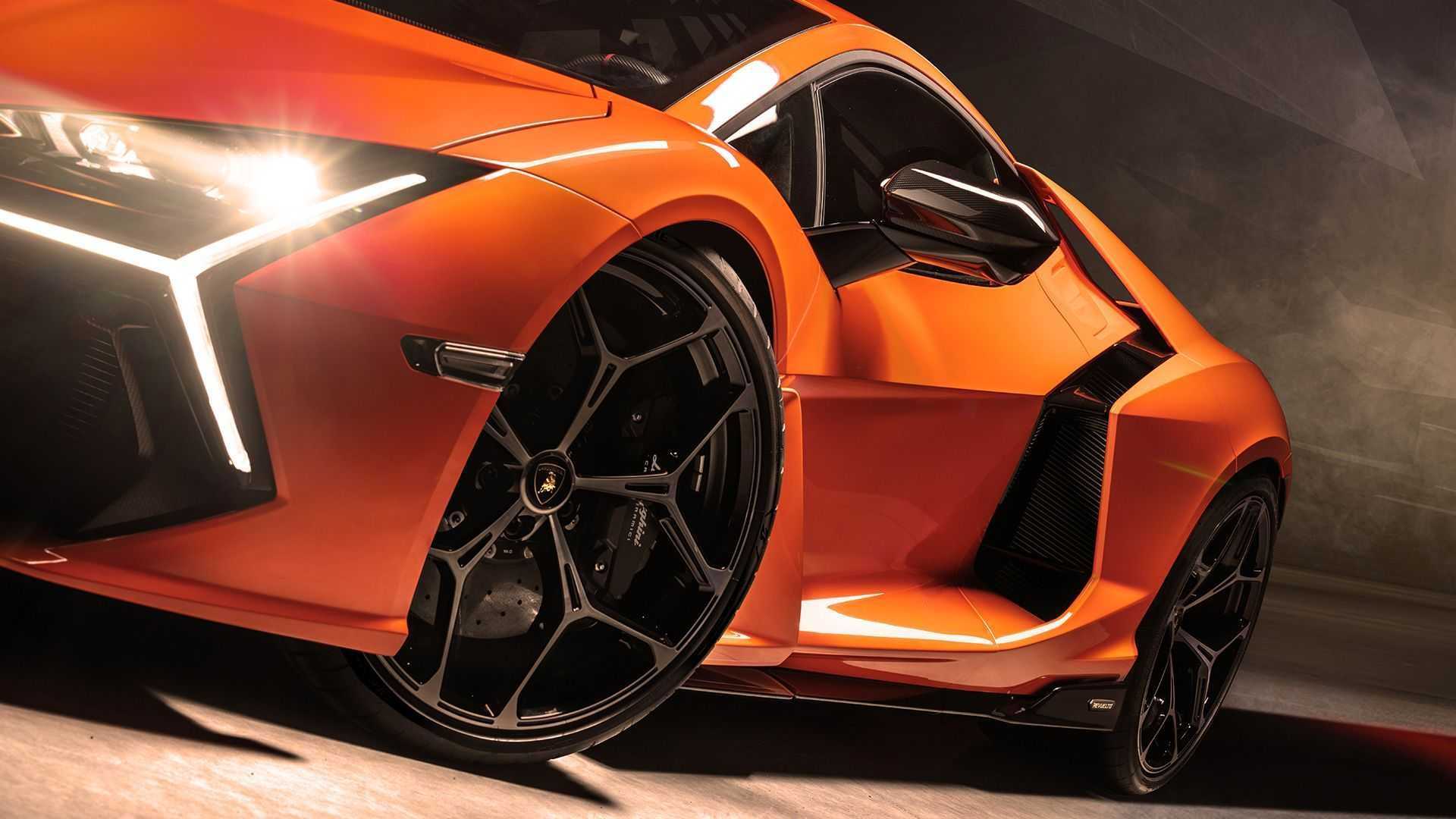 Lamborghini's first electric car will be 2+2 GT