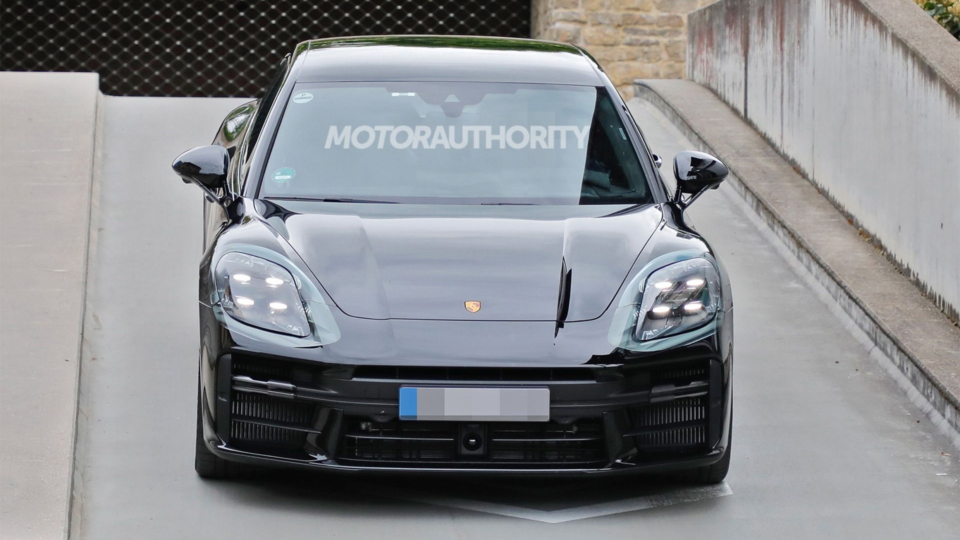 2024 Porsche Panamera spy shots Photo credit Baldauf